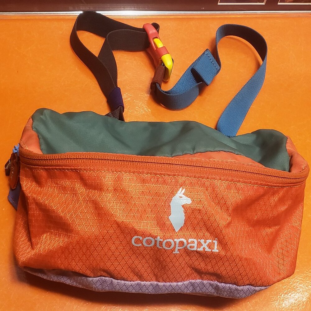 Cotopaxi Bataan 3L Fanny Pack - Del Dia Multicolor EUC